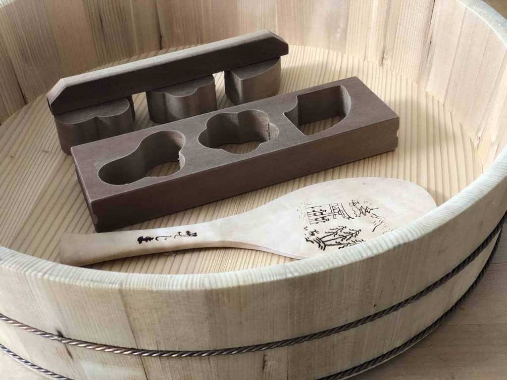 Wooden Rectangular Sushi Press Mold Box japanese kitchen Sushi Making Kit  Household DIY Sushi Rice Roller