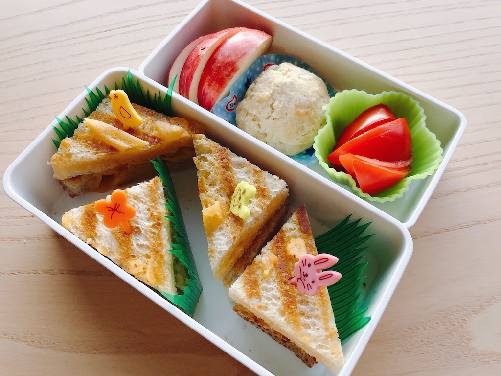 Learning how to craft the perfect kawaii Bento Box with Traveling Spoon -  Traveling Honeybird